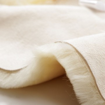 Lamswollen onderlegger 'Pure'