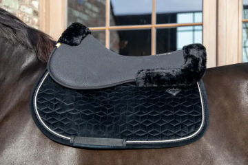 Anatomische zadelonderlegger absorb wol 6