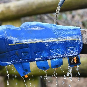 Close contacts washing square web