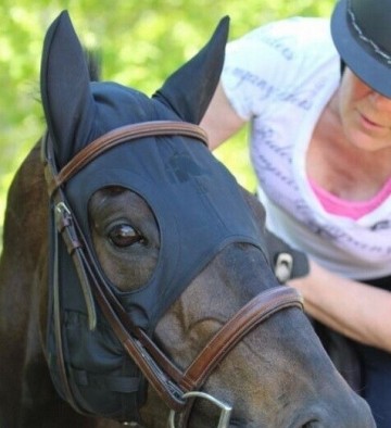 Fenwick Liquid Titanium Calming Mask met Sound Reducing oren