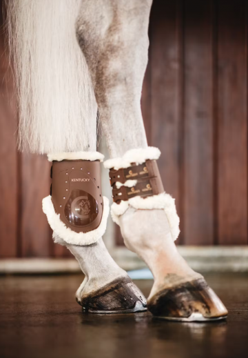Sheepskin fetlock boots elastic3